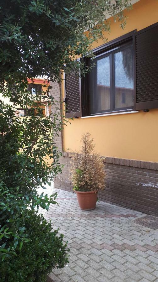 Villa Jamyra Sant'Arpino Екстериор снимка